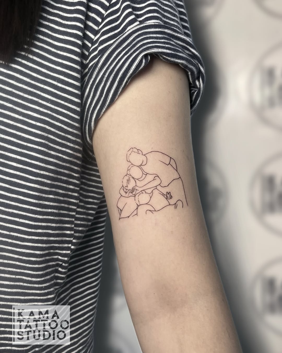 FAMILY POTRAIT FINELINE